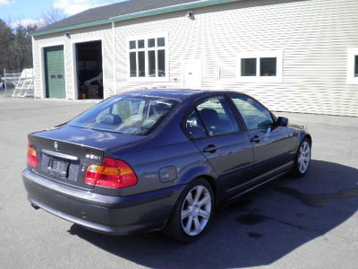 2002 BMW 325 i