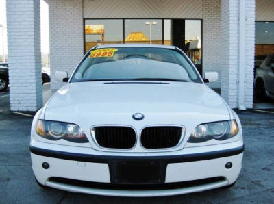 2002 BMW 325  i