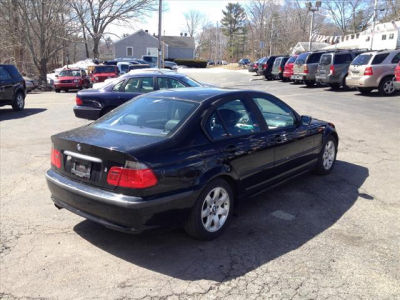 2002 BMW 325 i