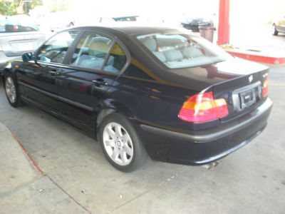 2003 BMW 325  i
