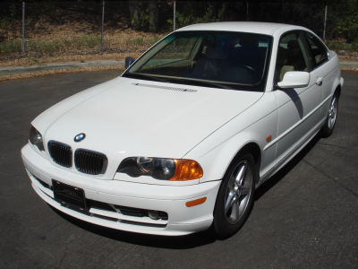 2001 BMW 325  Ci