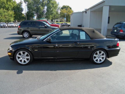 2002 BMW 325  Ci