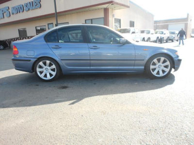 2003 BMW 325 i