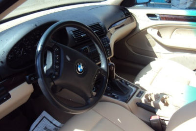 2005 BMW 325 xiT