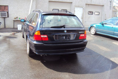 2005 BMW 325 xiT