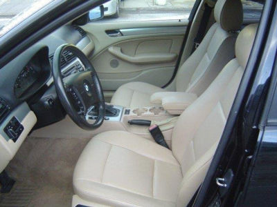 2003 BMW 325 xi