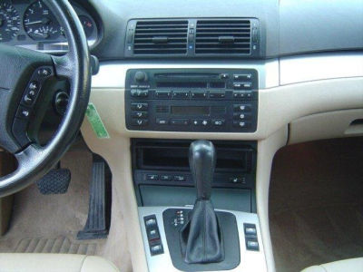 2003 BMW 325 xi