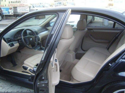 2003 BMW 325 xi