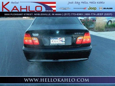 2003 BMW 325 xi