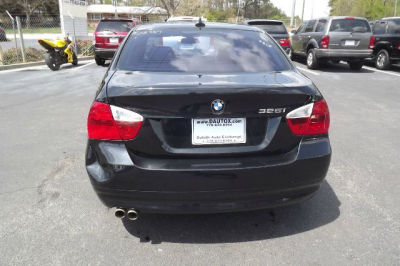 2006 BMW 325 i
