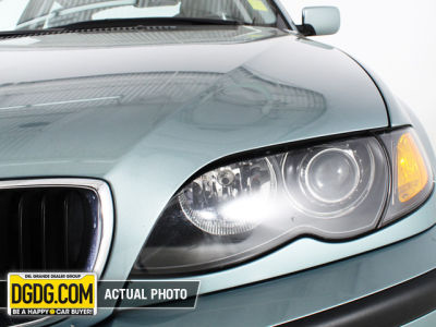 2004 BMW 325 i