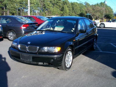 2003 BMW 325  xi