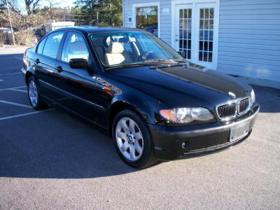 2003 BMW 325  xi