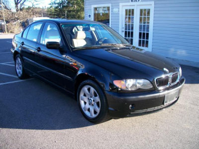 2003 BMW 325  xi