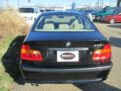 2003 BMW 325 i