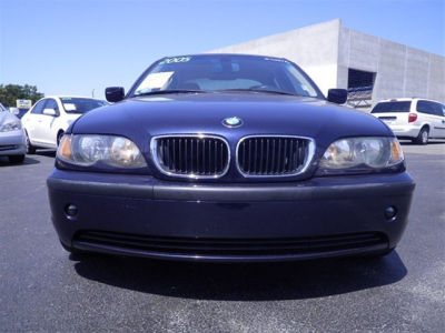 2005 BMW 325 i