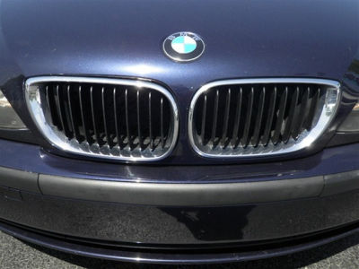 2005 BMW 325 i
