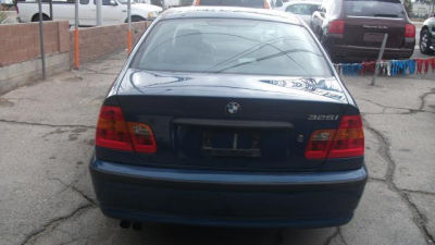2002 BMW 325  i