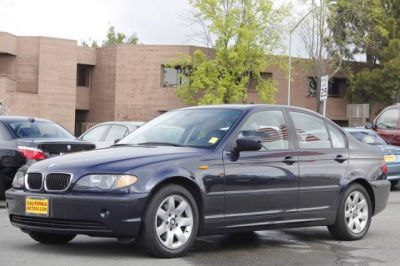 2004 BMW 325  i