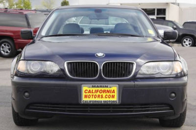 2004 BMW 325 i