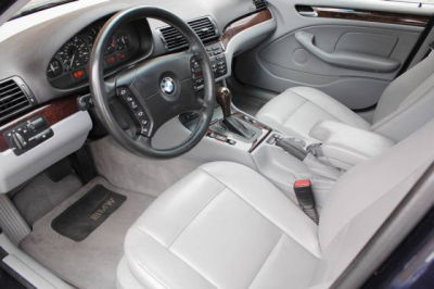2004 BMW 325 i