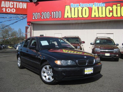 2002 BMW 325  i