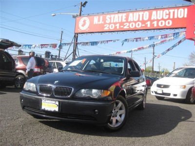 2002 BMW 325  i