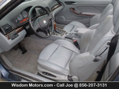 2001 BMW 325  Ci