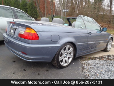 2001 BMW 325  Ci