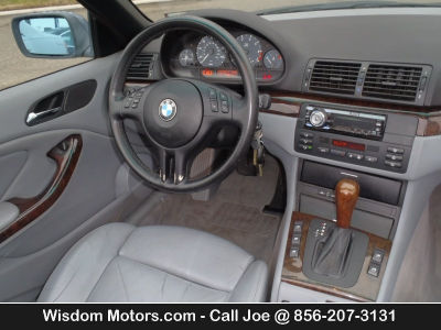 2001 BMW 325  Ci