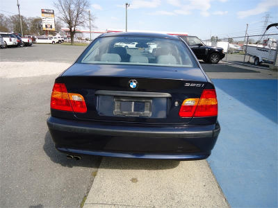 2003 BMW 325 i
