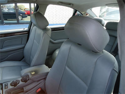 2003 BMW 325 i