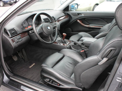 2002 BMW 325 Ci