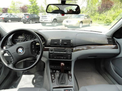 2001 BMW 325