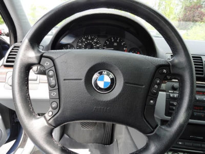 2001 BMW 325