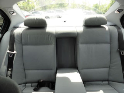 2001 BMW 325