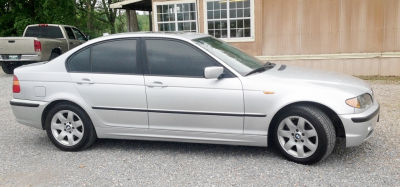 2004 BMW 325 i