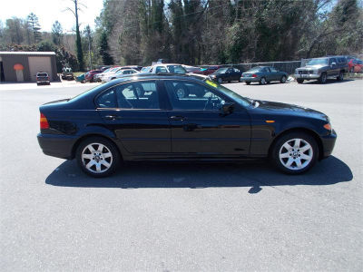 2005 BMW 325  i