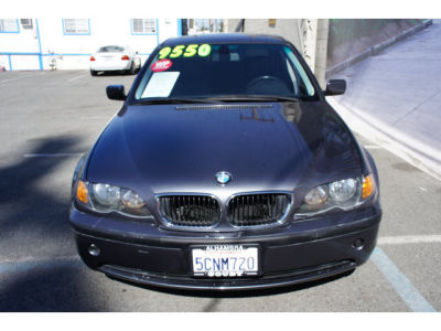 2003 BMW 325 i