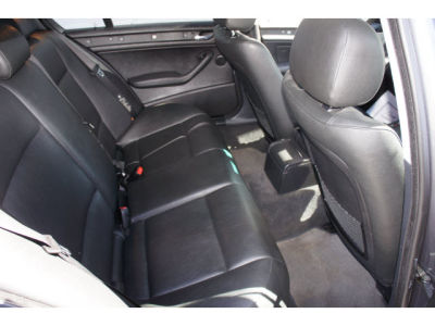 2003 BMW 325 i
