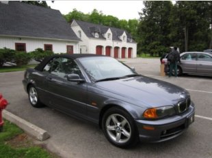 2002 BMW 325  Ci