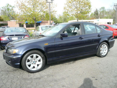2002 BMW 325  i