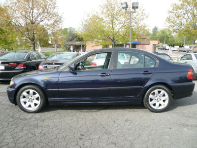 2002 BMW 325  i