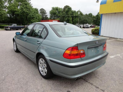 2004 BMW 325 xi