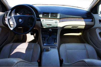 2003 BMW 325 xi