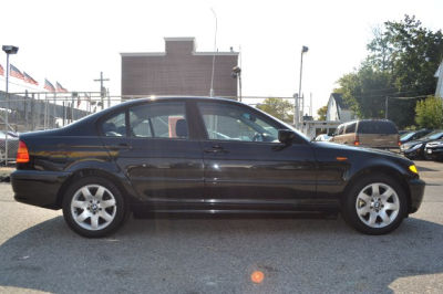 2002 BMW 325 xi