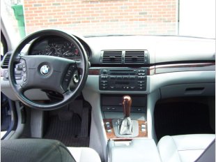 2003 BMW 325 i
