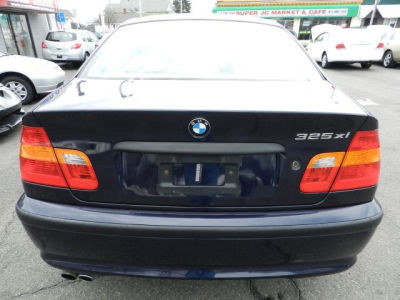 2003 BMW 325 xi