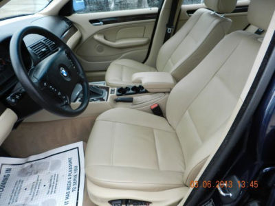 2003 BMW 325 xi