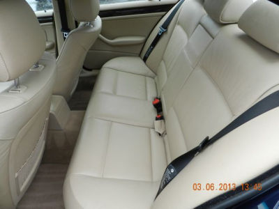 2003 BMW 325 xi